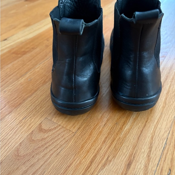 Vivo barefoot Black Leather Ankle Boots - Picture 8 of 11